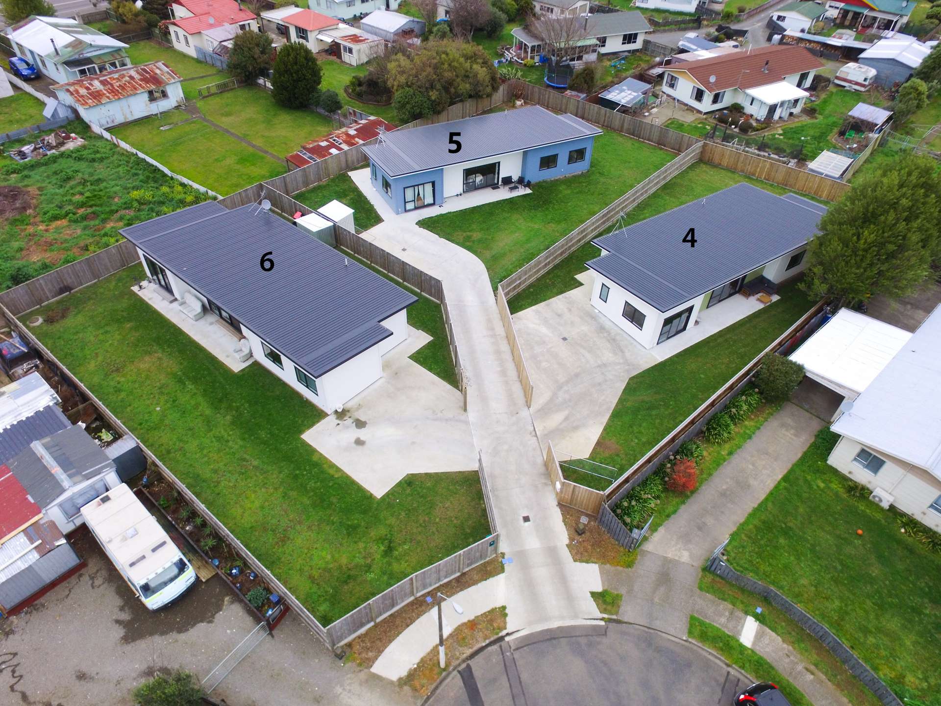 4, 5 and 6 Gibson Place Dannevirke_0