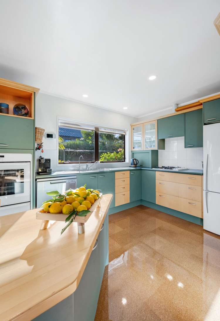 20 Butley Drive Farm Cove_35