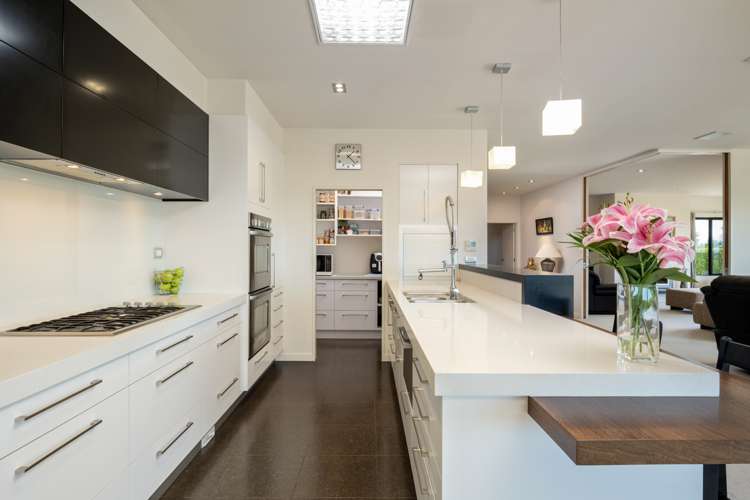 121 Marlborough Ridge Drive Fairhall_5