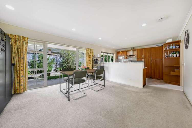 9 Northern Rata Place Albany_6