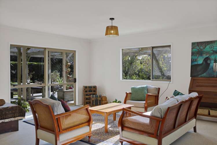164 Cross Road Lepperton_5