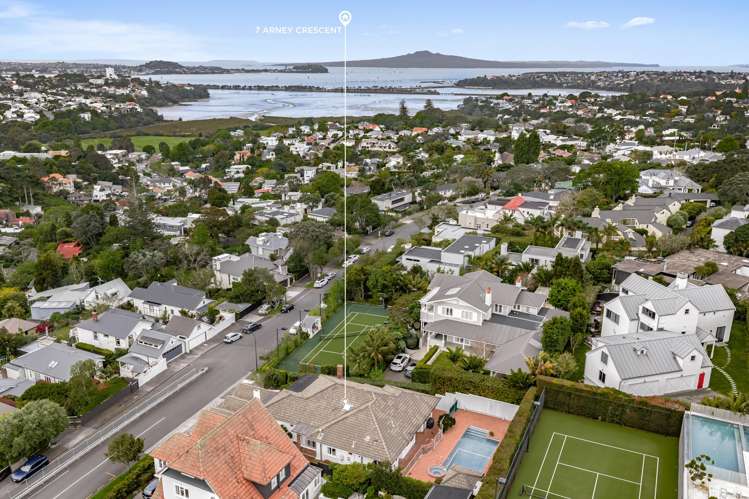 7 Arney Crescent Remuera_24