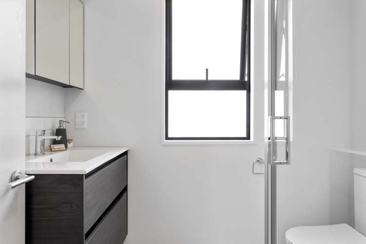 4/39 Waltham Road Sydenham_14