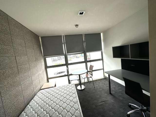 221/133 Beach Road 10015_3