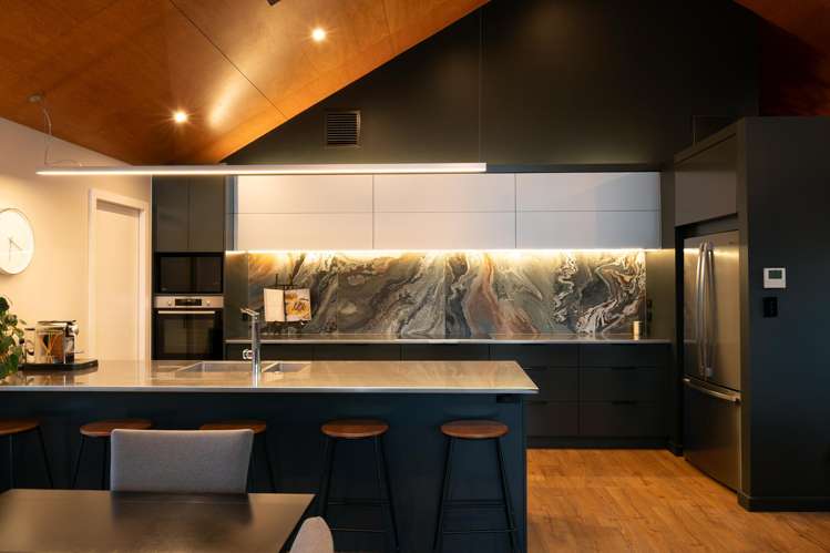 16 Sloane Avenue Tihiotonga_33