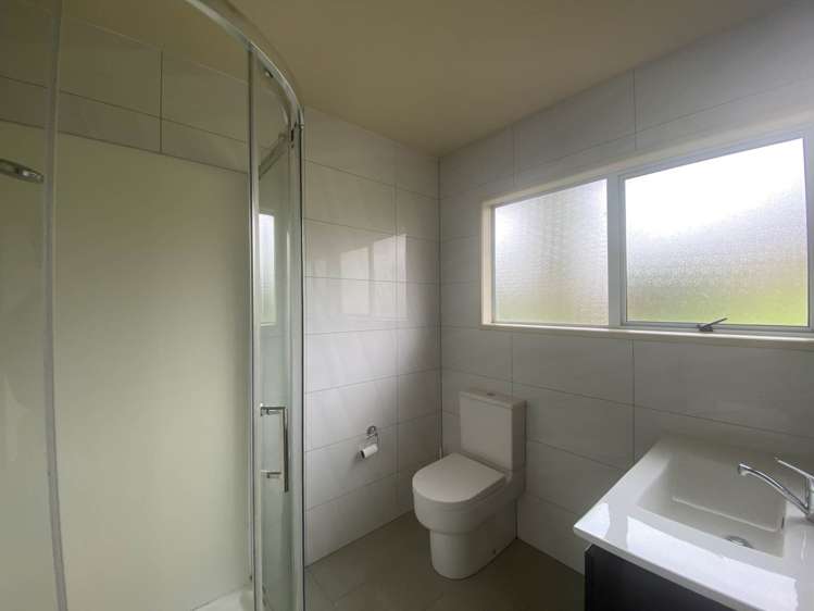 23/24 Eastglen Road Glen Eden_10