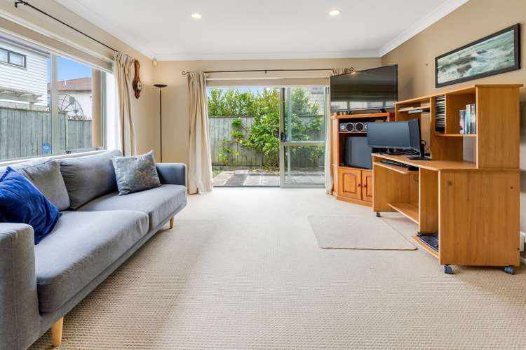 11 Coachman Drive Flat Bush_13