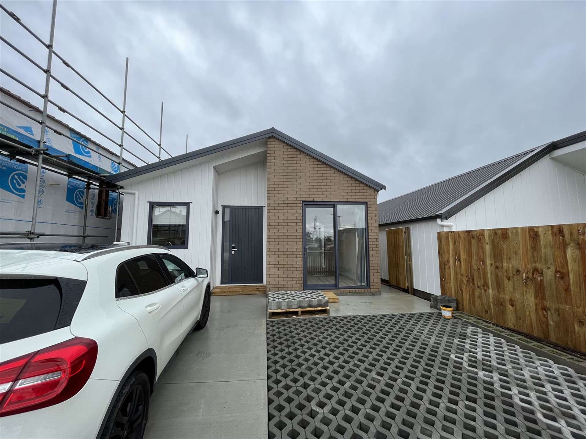 30 Morus Road Massey_0