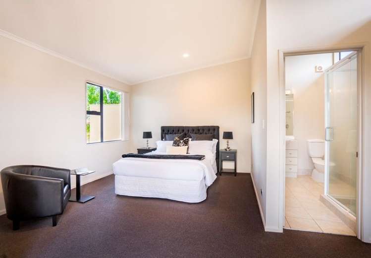 13e Awarua Crescent Orakei_13