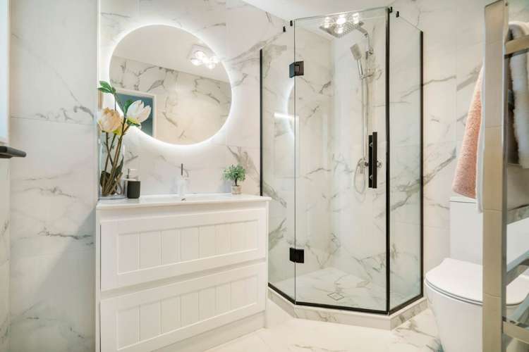 11 Downpatrick Drive Flat Bush_14