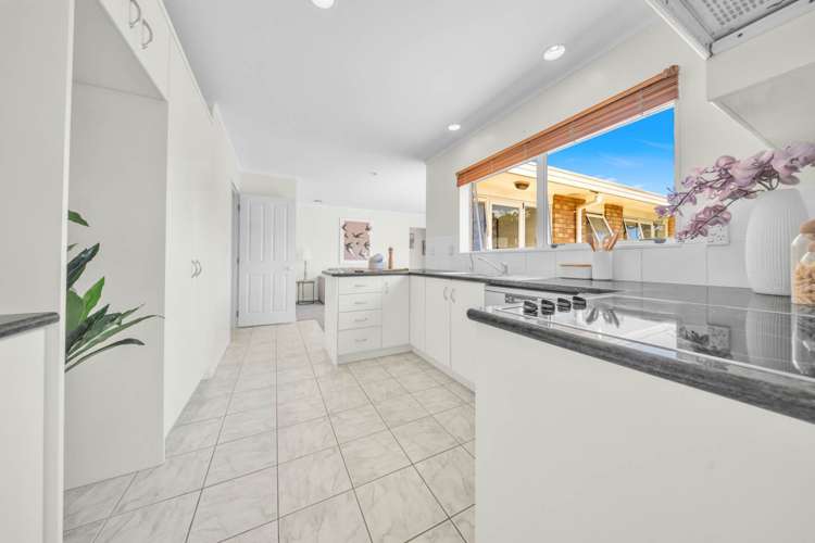 8 Lushington Place Huntington Park_8