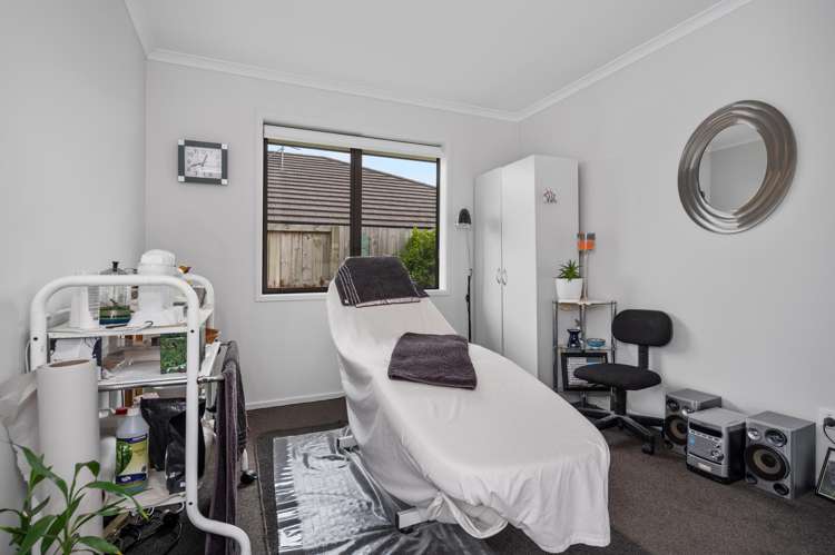 2 Kahawai Close Pyes Pa_16