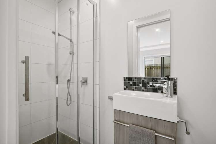 7/3 Rotoiti Street Johnsonville_9