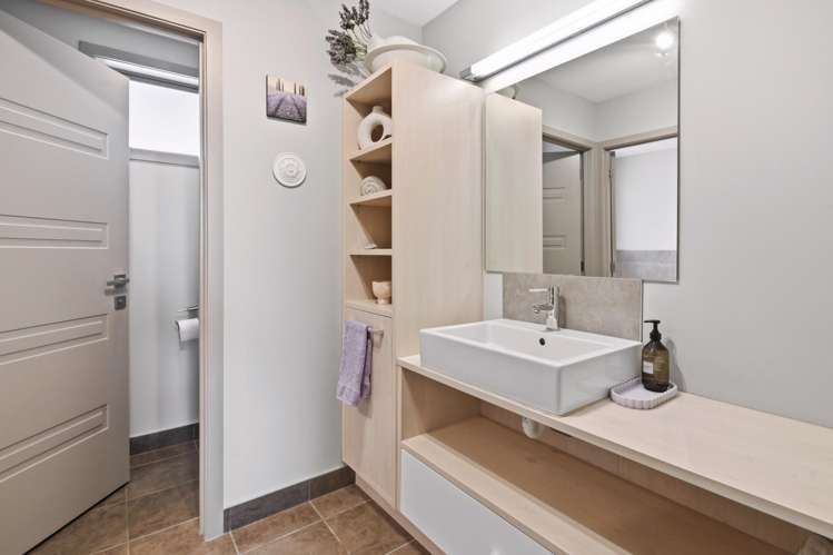 15 Devoy Drive Owhata_25