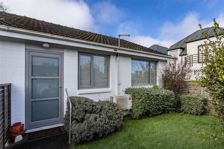 3/22 Holly Road Saint Albans_9