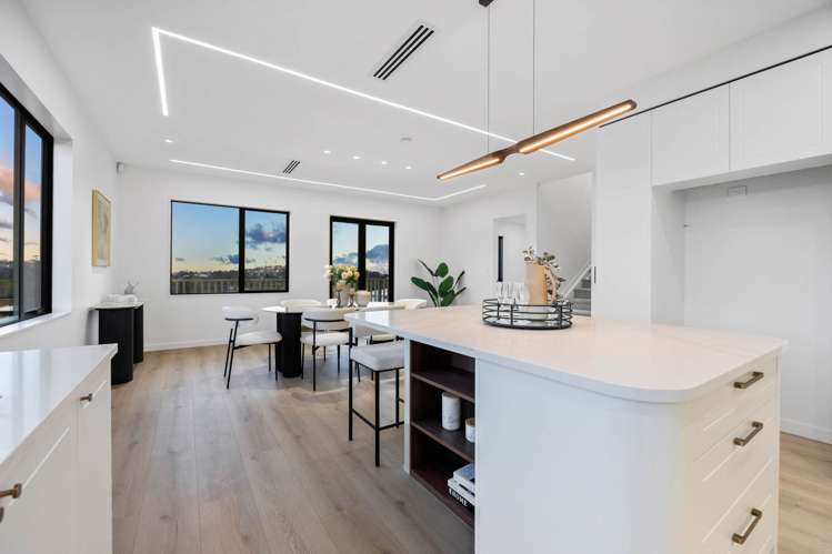 11 Awanui Road Red Beach_6