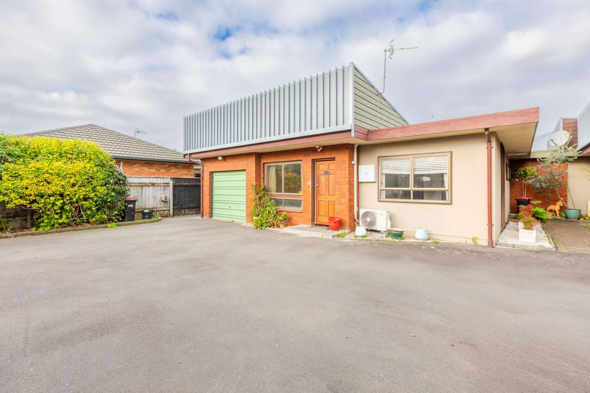 3/92 Guppy Road Greenmeadows_0