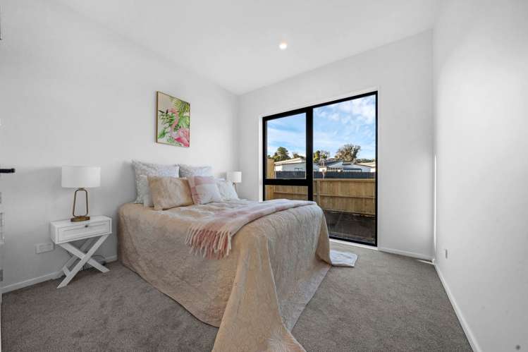 65 Bellfield Road Opaheke_12