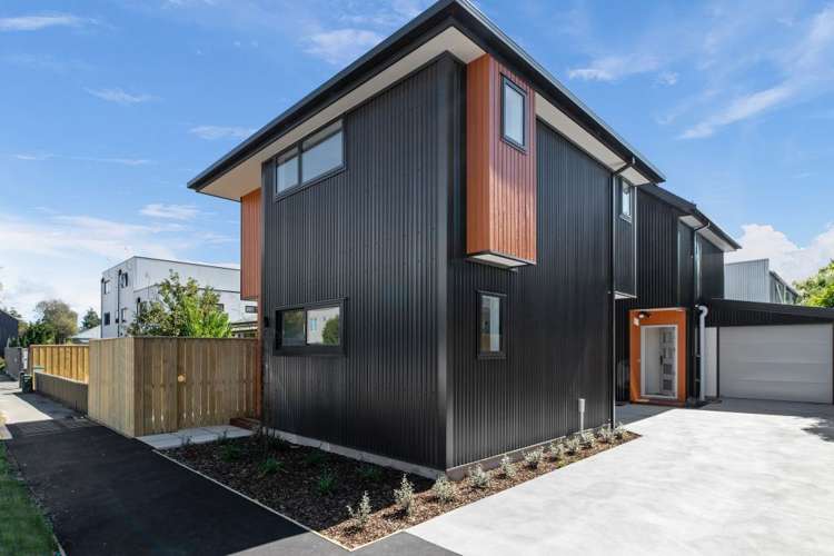 1/9 Walpole Street Waltham_24