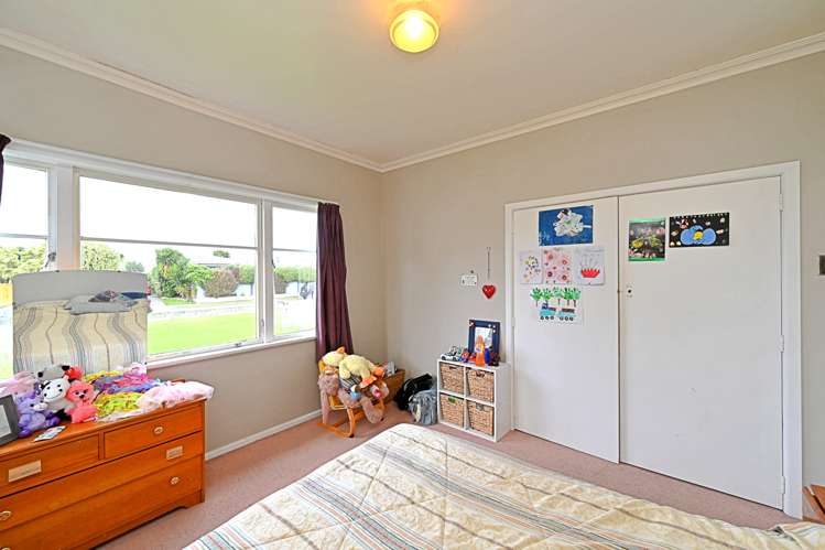 27 Menin Road Onekawa_7