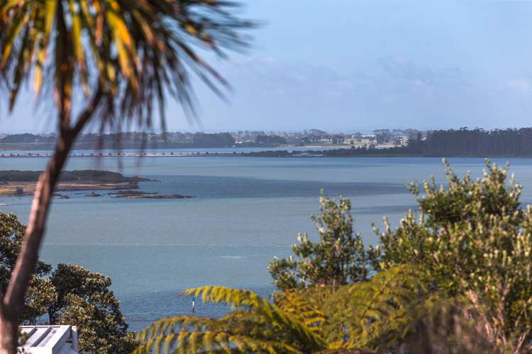 2 Saran Place Hillsborough_5