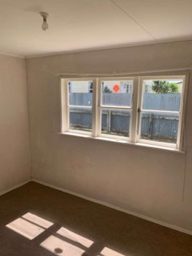 115 McLean Street 1193_4
