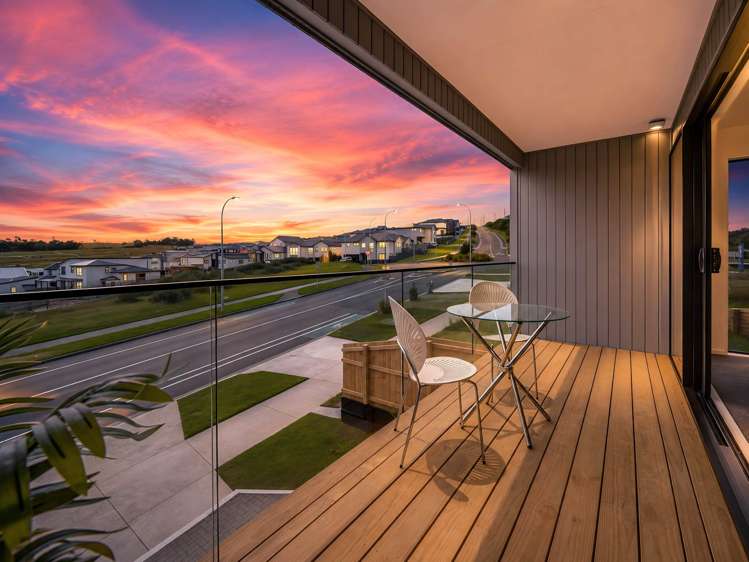 242, 244 West Hoe Heights Orewa_18