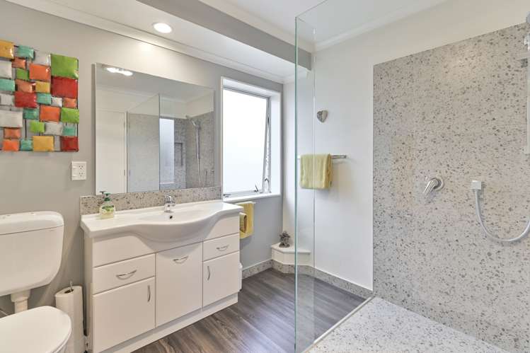 2/212 Grove Road Mayfair_10