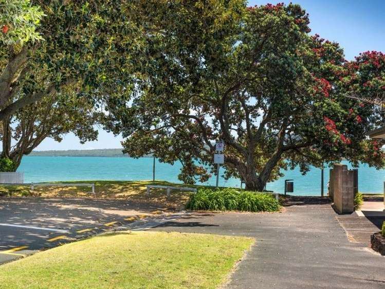 27 Oxford Terrace Devonport_19