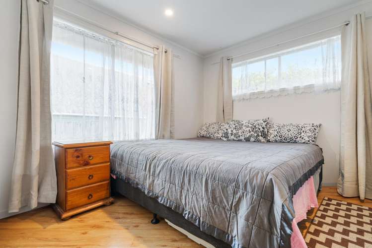 1/10 Rotoiti Avenue Pakuranga Heights_6