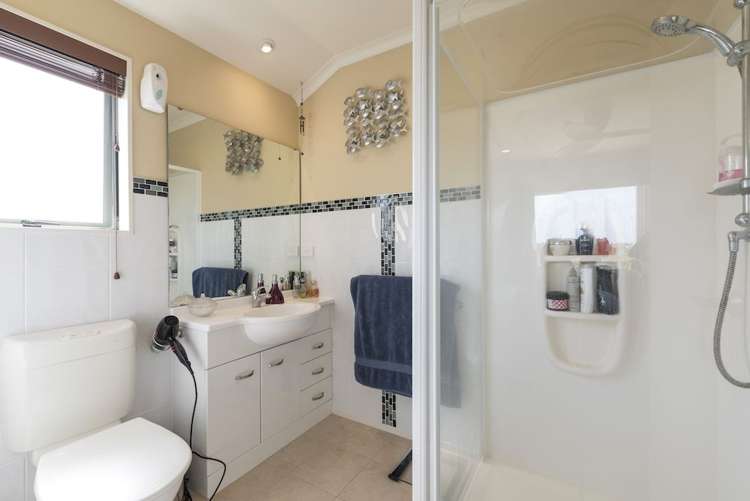 27 Fergy Crescent Wattle Downs_17