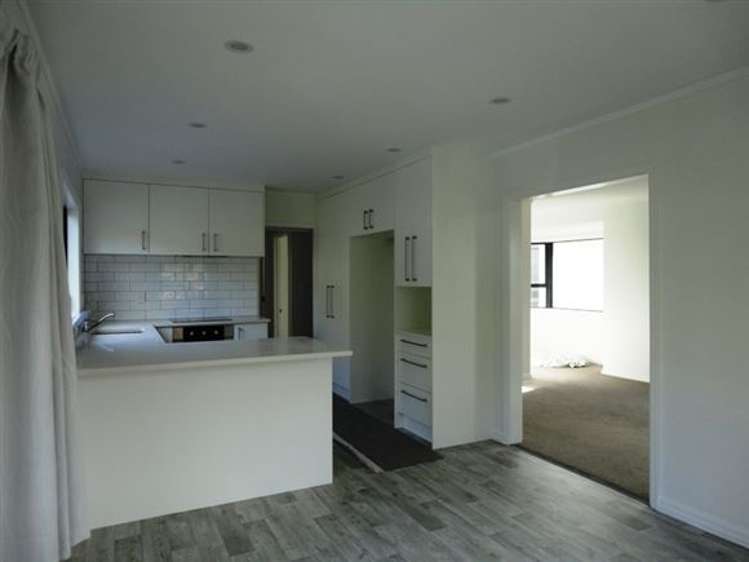 9 Rochas Place Clover Park_5