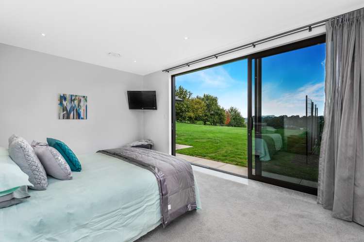 7 Windleborn Road Ngahinapouri_10