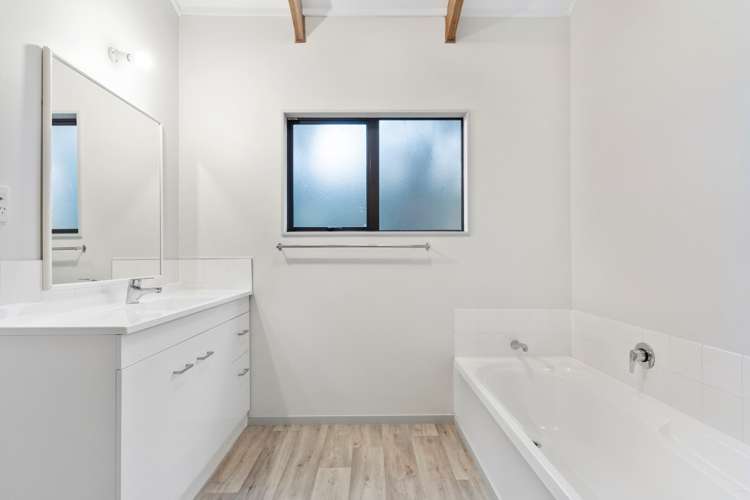 15a Pyes Pa Road Pyes Pa_10