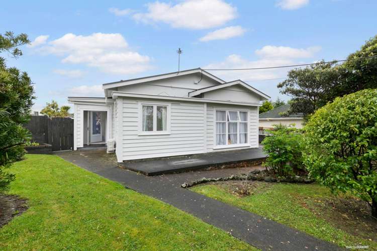 4094 Great North Road Glen Eden_1