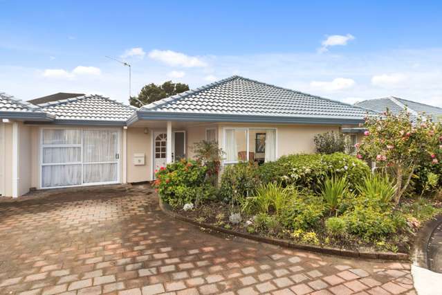 9/10 Gerard Way Saint Johns_2