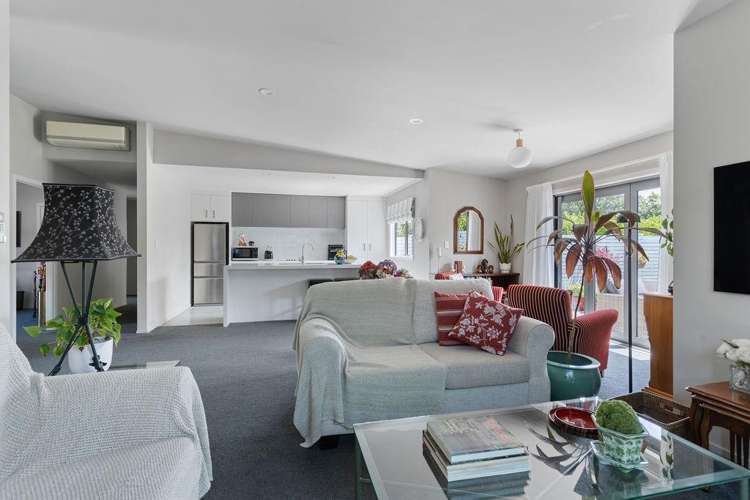 27 Armstrong Avenue Carterton_10