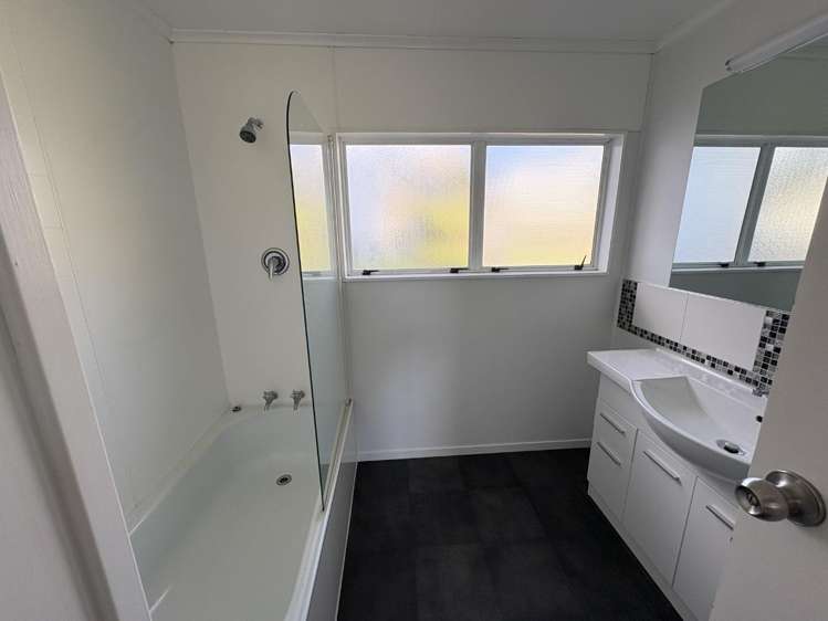 47 Old Onerahi Road 11614_9