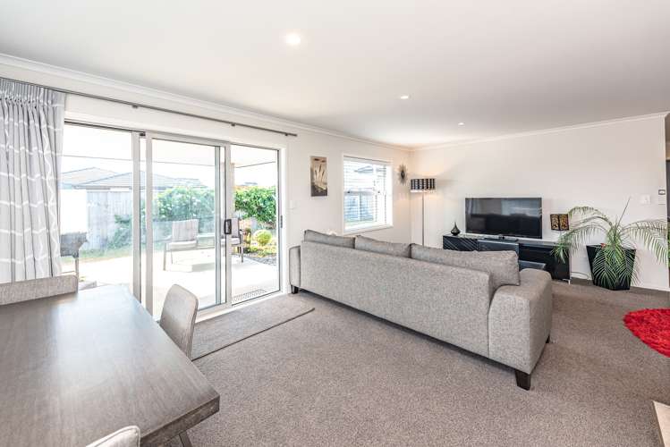 24 Simon Street Tawhero_6