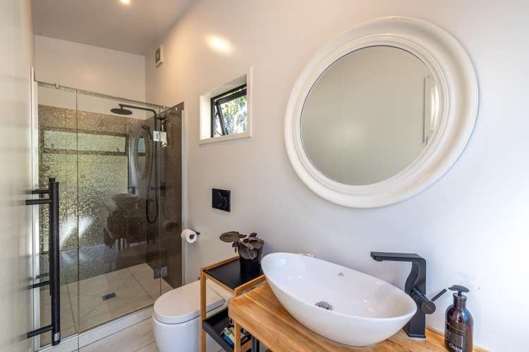 127 Wilma Road Surfdale_26