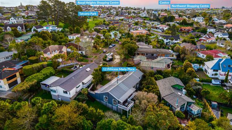 12 Princess Maria Place Massey_15