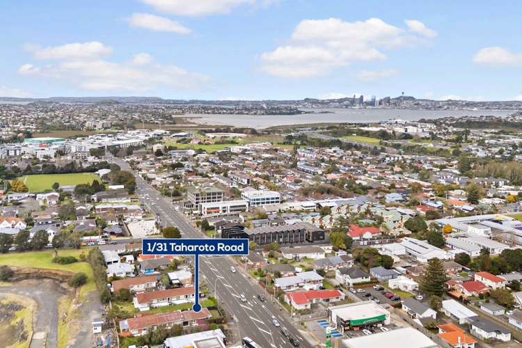 1/31 Taharoto Road Takapuna_25