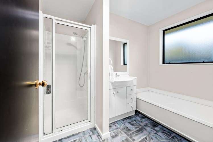 92 Roydon Drive Templeton_21
