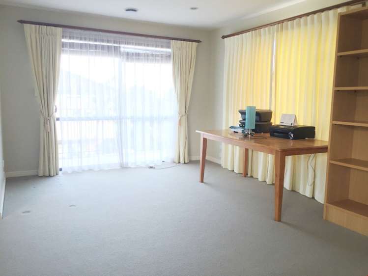 8 Villa Court Eastern Beach_11