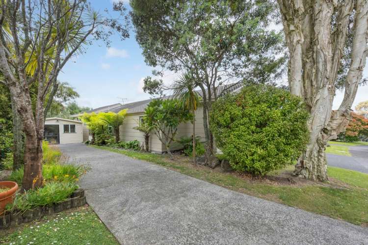 11 Lemnos Place Titirangi_19