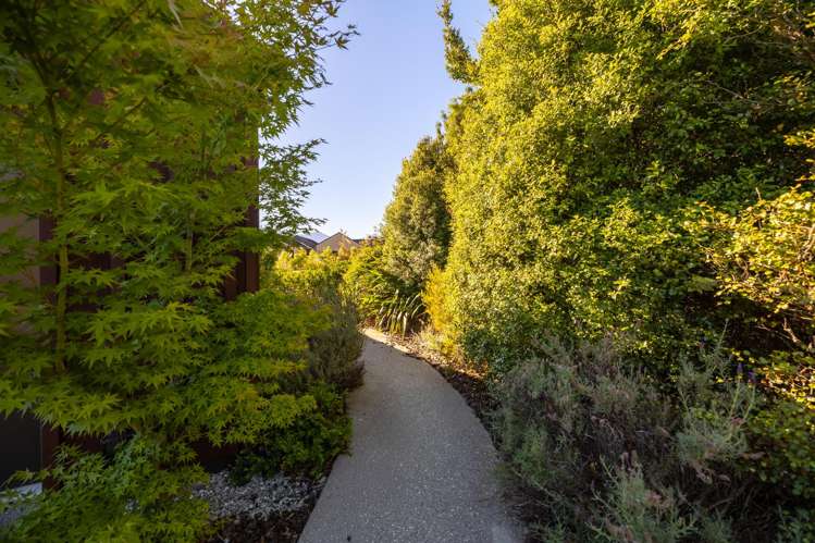 1 Brett Lane Jacks Point_32