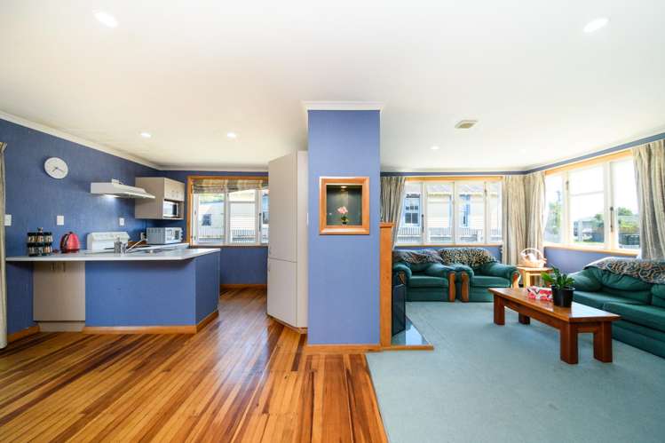 39 Cambridge Street Milson_6