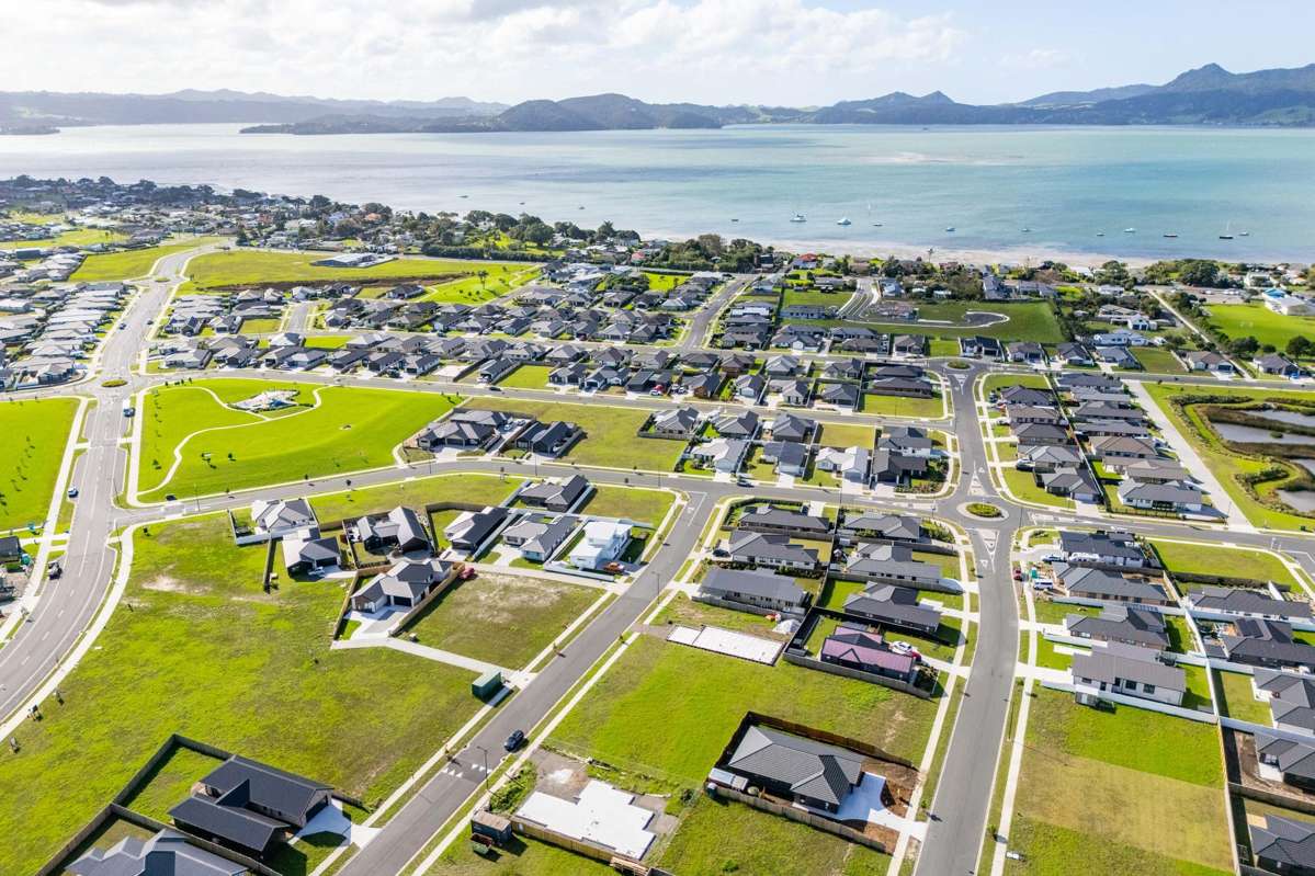 9 Taurangawaka Road_3