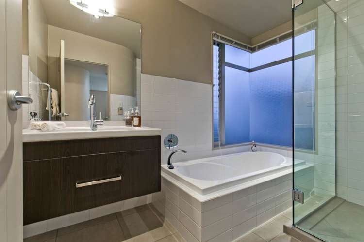 54 Penzance Road Mairangi Bay_16