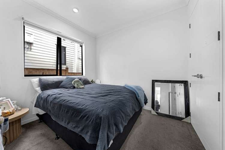 2A Ballyalton Crescent Flat Bush_27